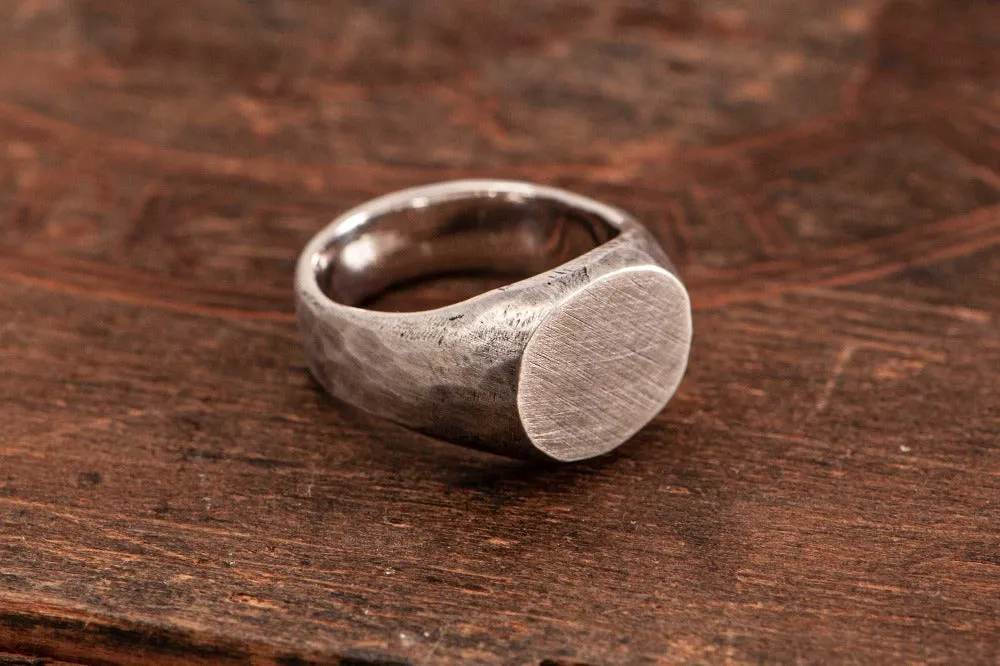 #016 - Signet Ring Forge