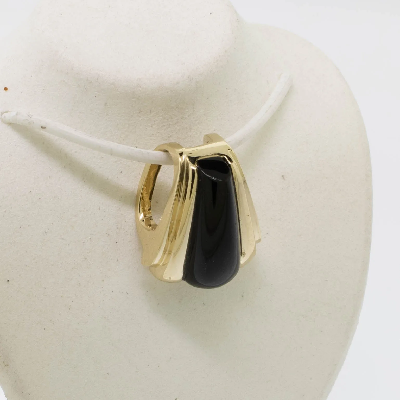 14K Yellow Gold Onyx Slide/Pendant by Siffari from our Estate Collection