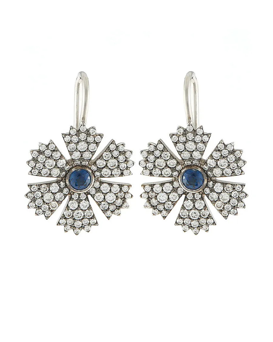 18k White Gold Flower Earrings