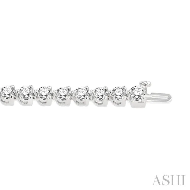 7 Ctw Tri-Prong Round Cut Diamond Bracelet in 14K White Gold