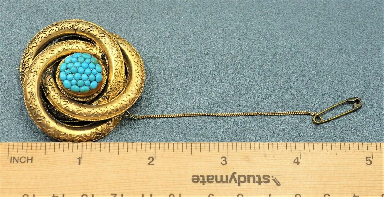 9ct Embossed Yellow Gold Turquoise Brooch