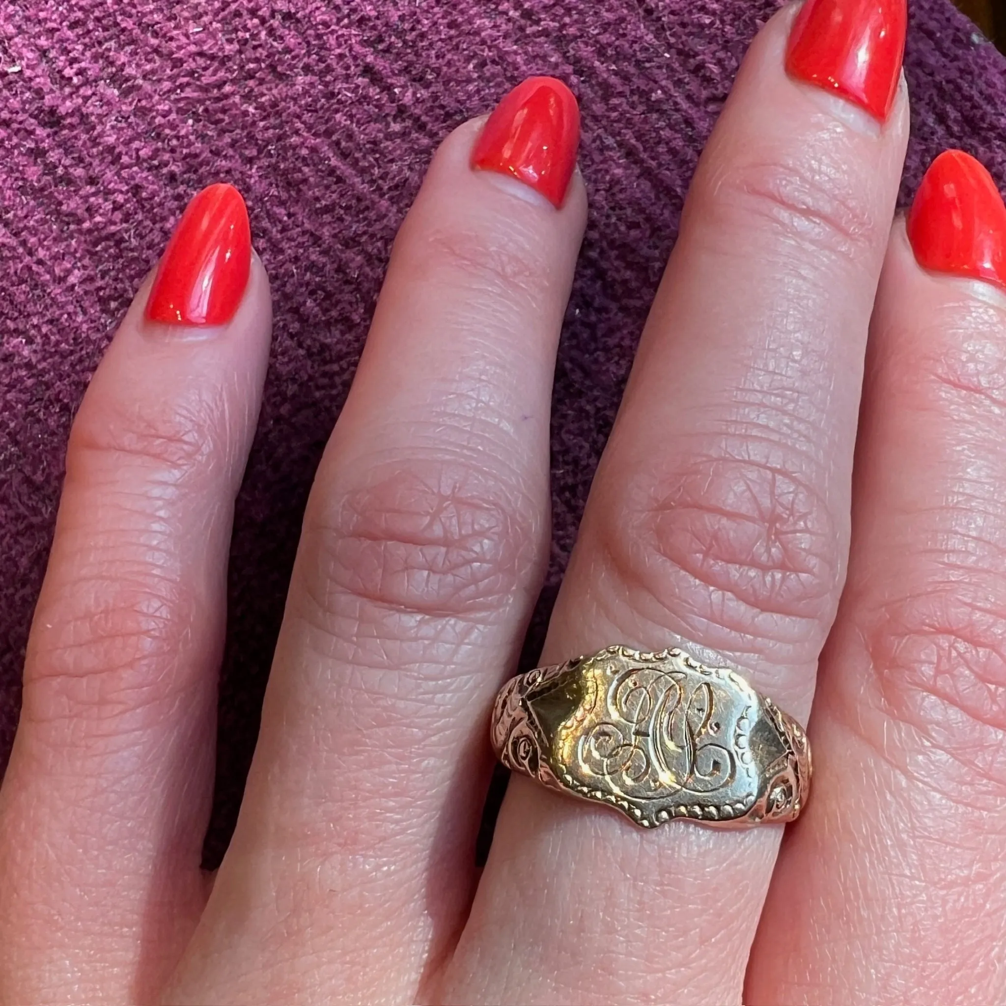 Al's Victorian Engraved Gold Signet Ring