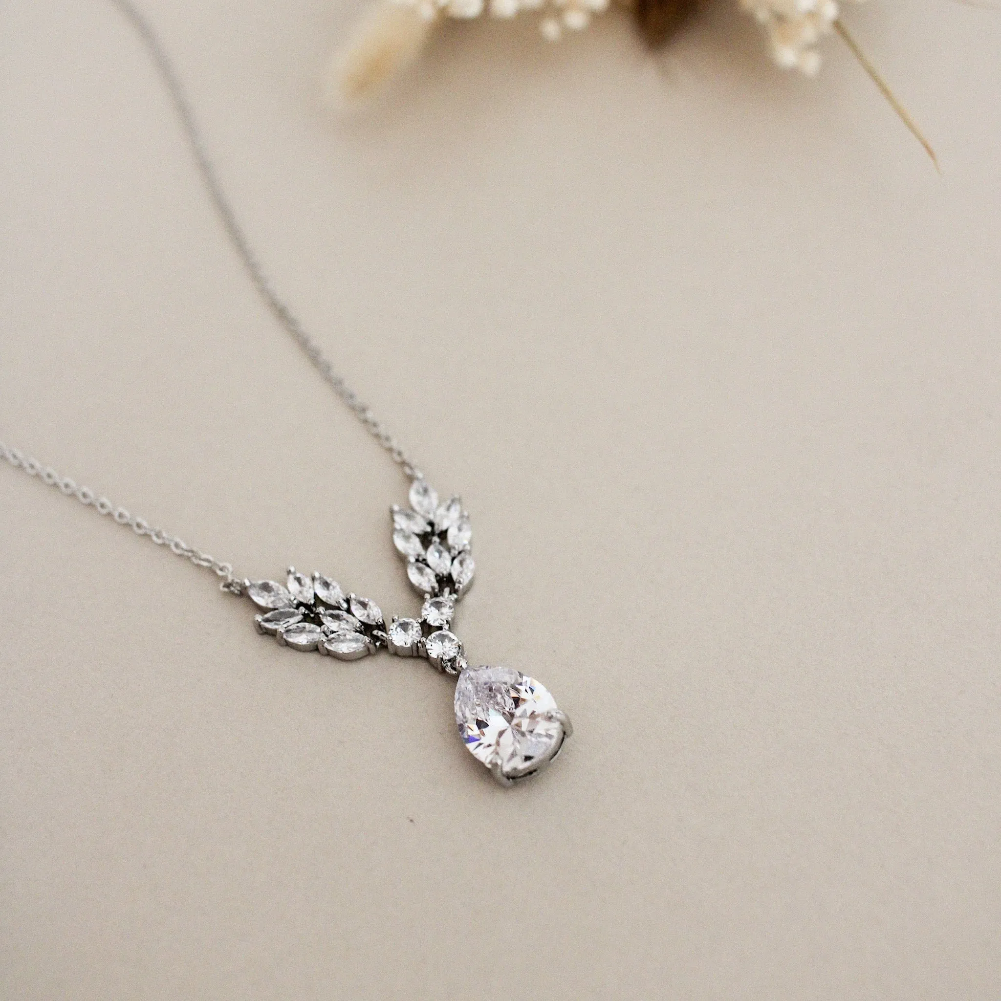 Amelia Bridal Necklace