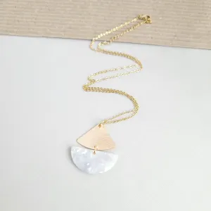 Ava Necklace - Pearl