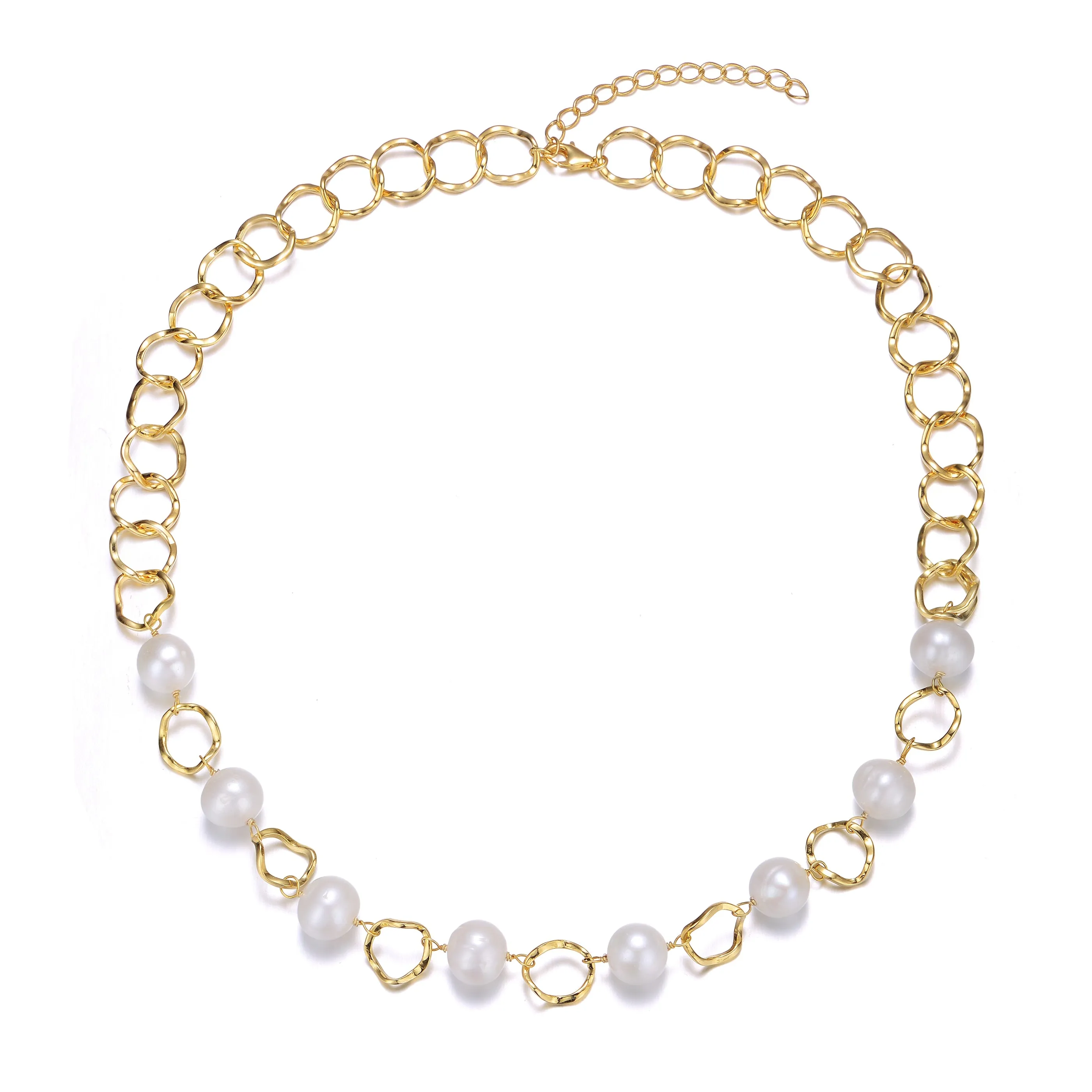 Brigitte Golden Pearl Midi Round Necklace