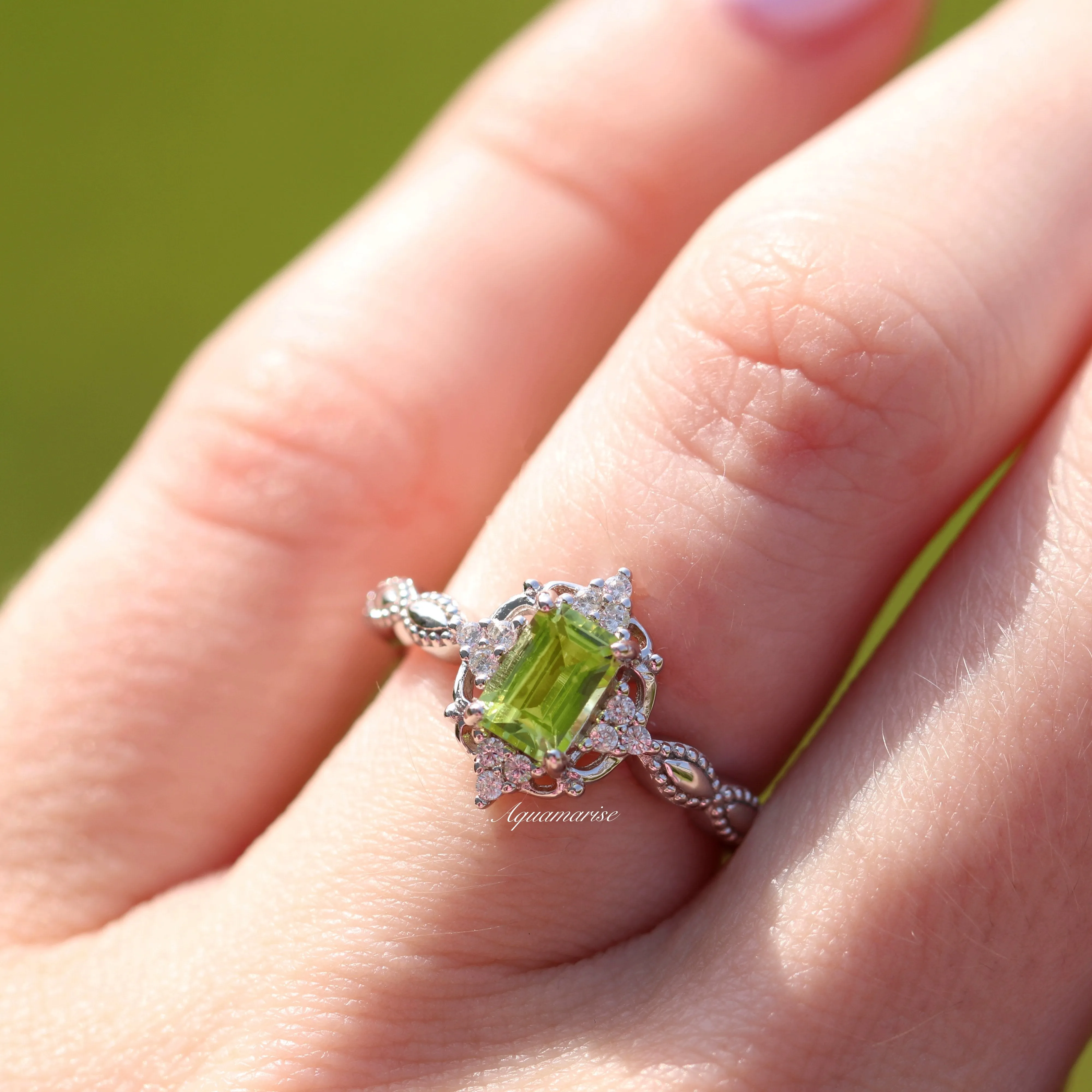 Claire Peridot Ring- Sterling Silver