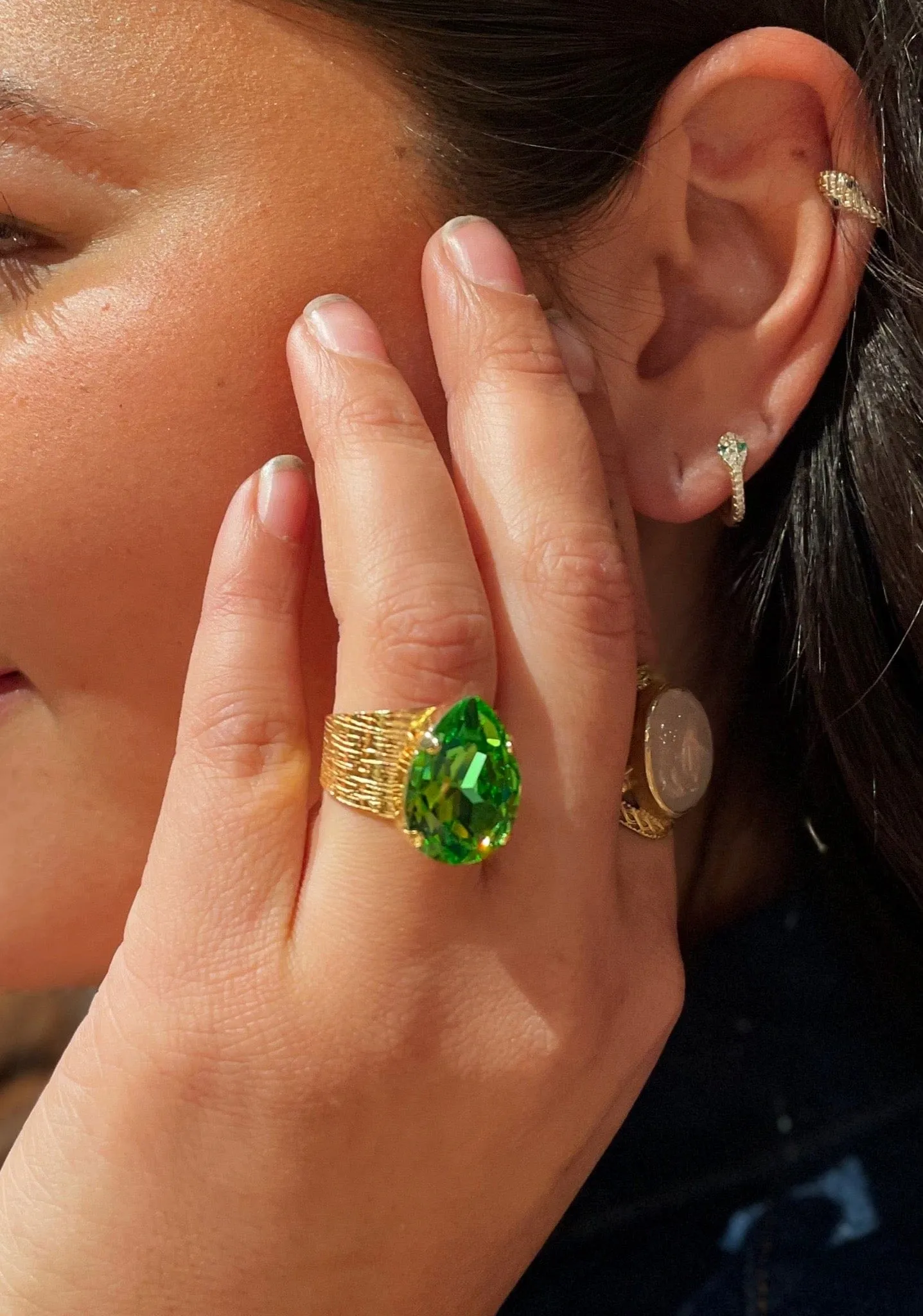 Classic drop ring - peridot