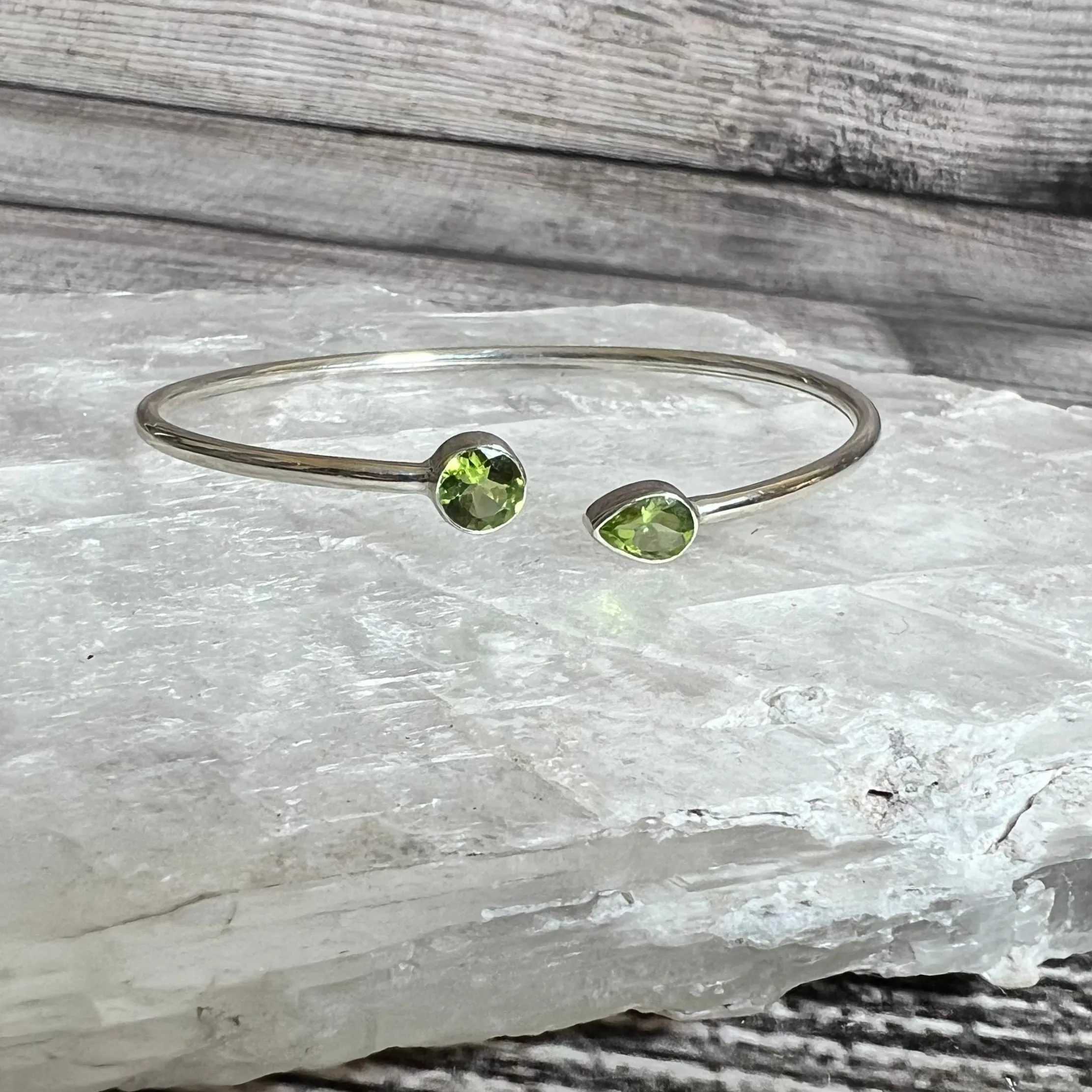 Faceted Peridot - Flexible Sterling Silver Bracelet