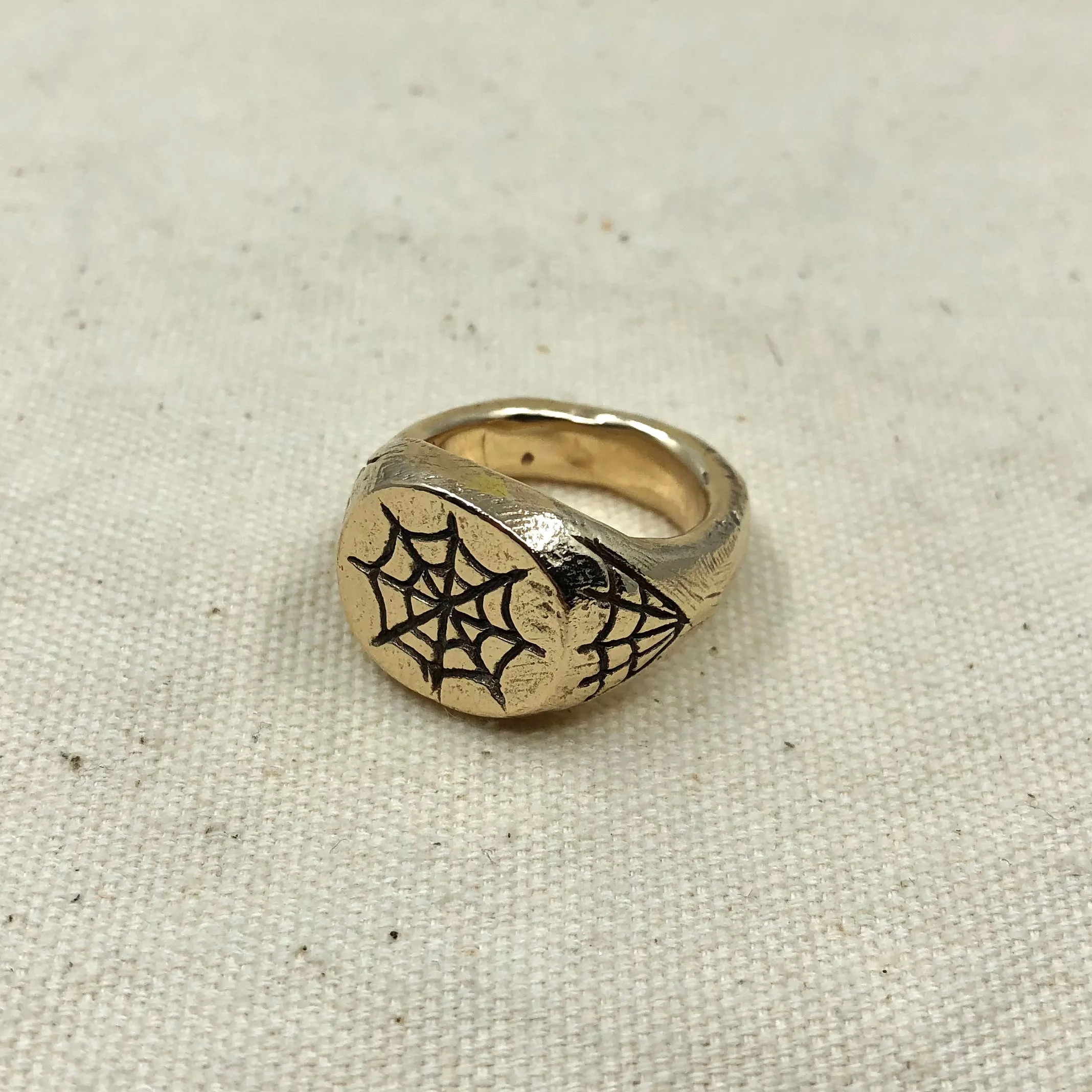 Gold Webs Signet Ring