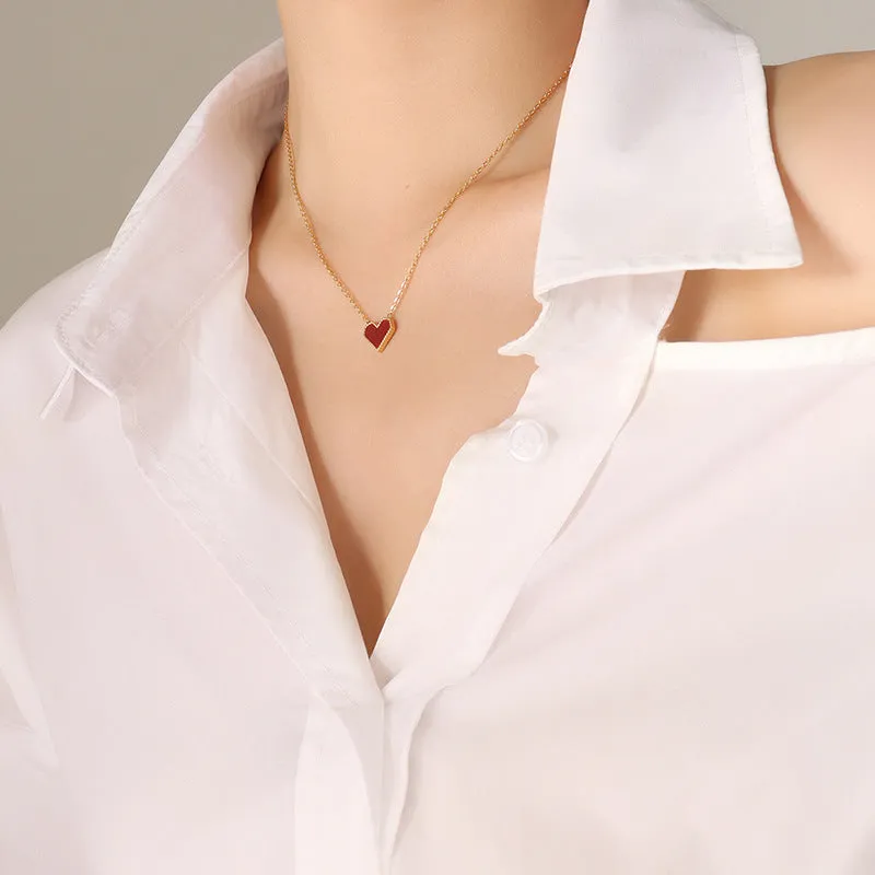 Light luxury style love clavicle chain titanium steel necklace 18k gold plated retro peach heart versatile