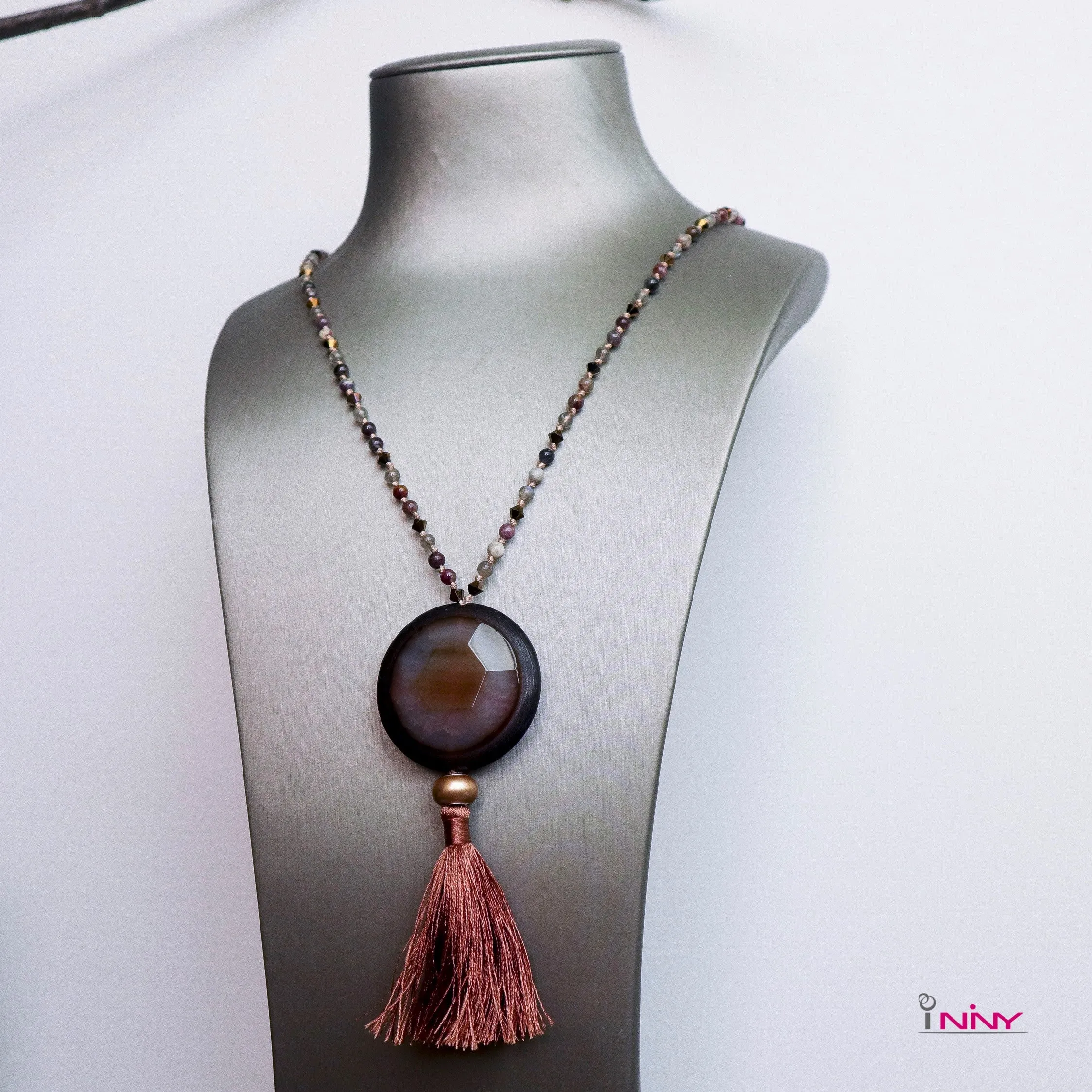 Long Necklace of Tassel Gemstone