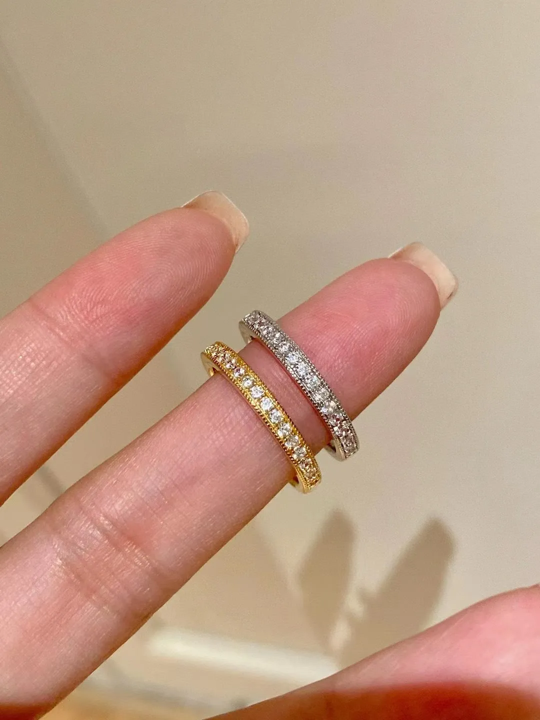 Minimalist Stacking Ring with Diamonds