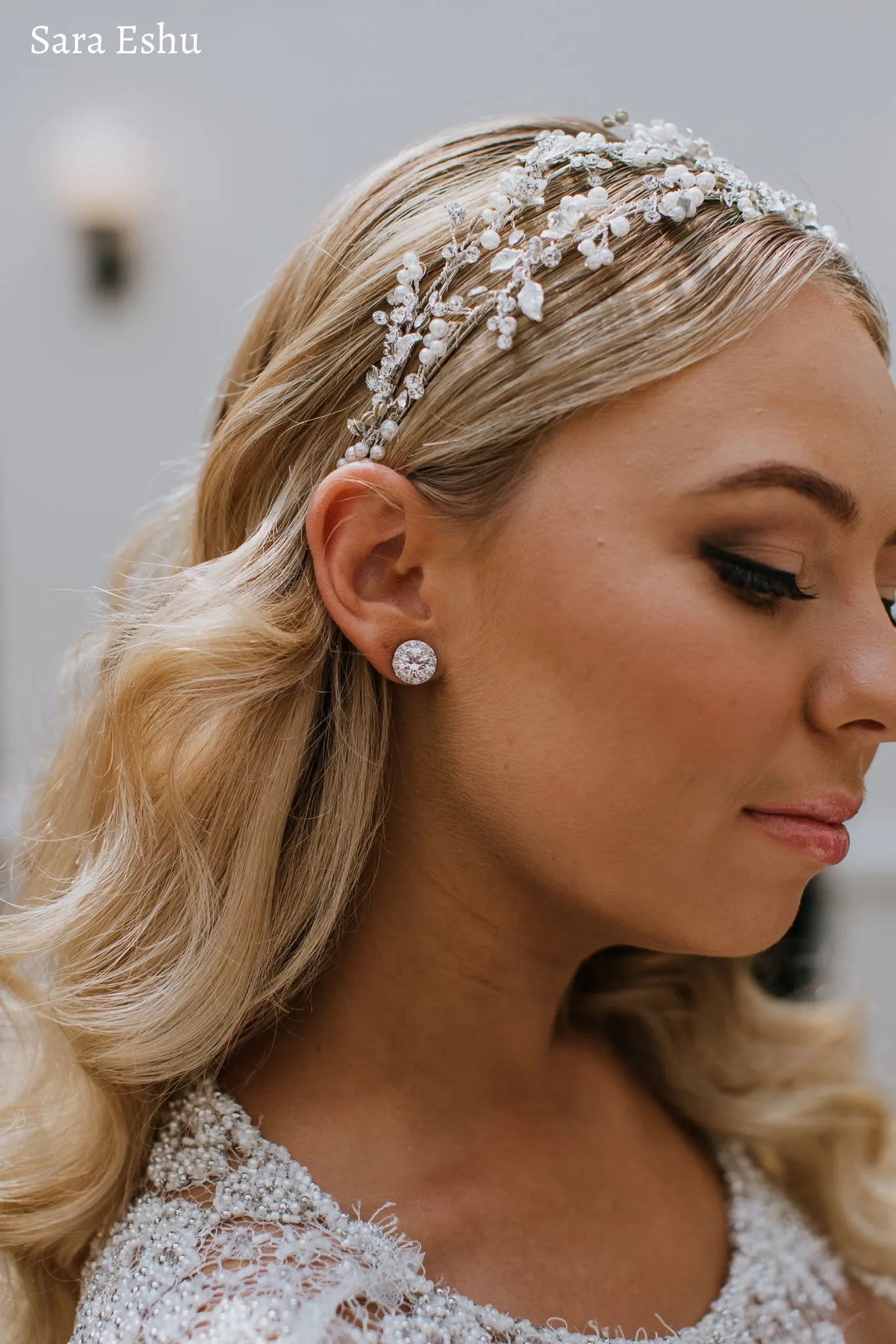 Natalie - Lovely Round Crystal Bridal Stud Earrings