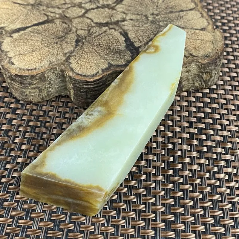 Natural Hetian Jade Rough Nephrite Raw (113g,10.4X3.3X1.5cm)