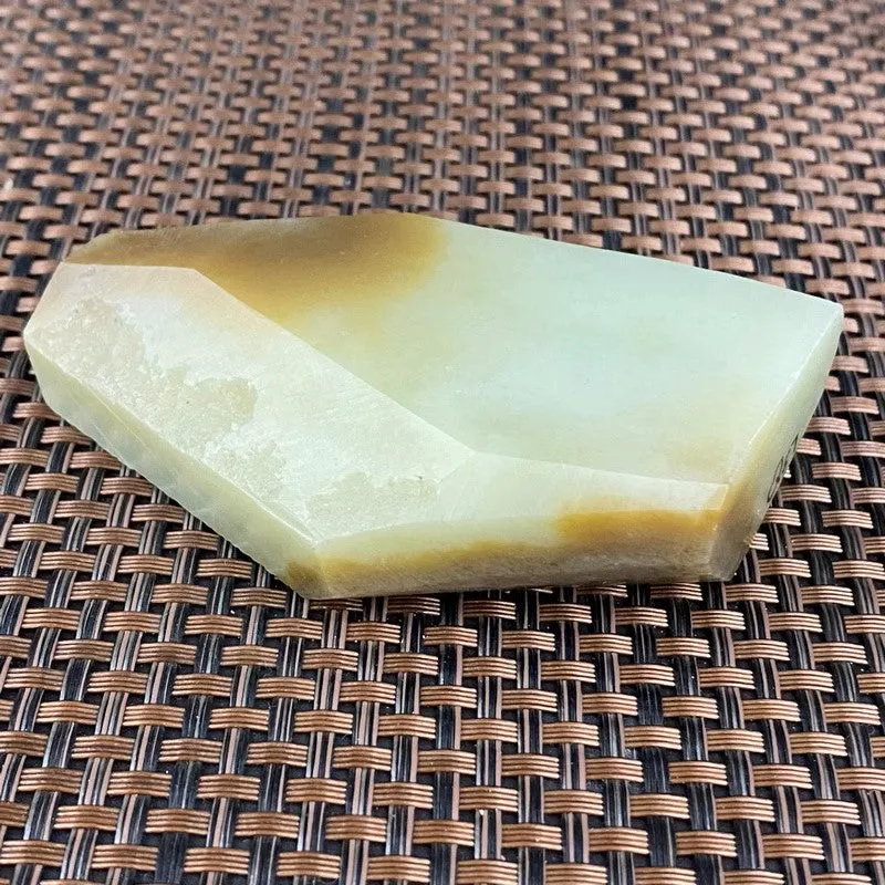 Natural Hetian Jade Rough Nephrite Raw (200g,8.5X5.0X2.3cm)