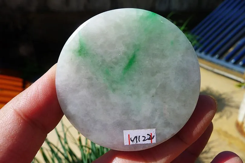 Natural Jade Rough Jadeite Raw (148g,5.4X5.4X1.9cm)