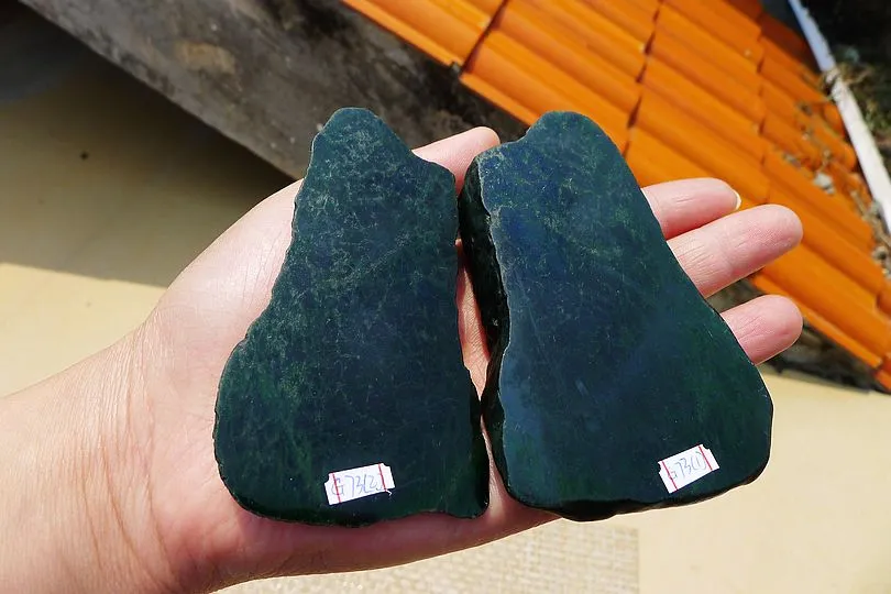 Natural Jade Rough Jadeite Raw 273g