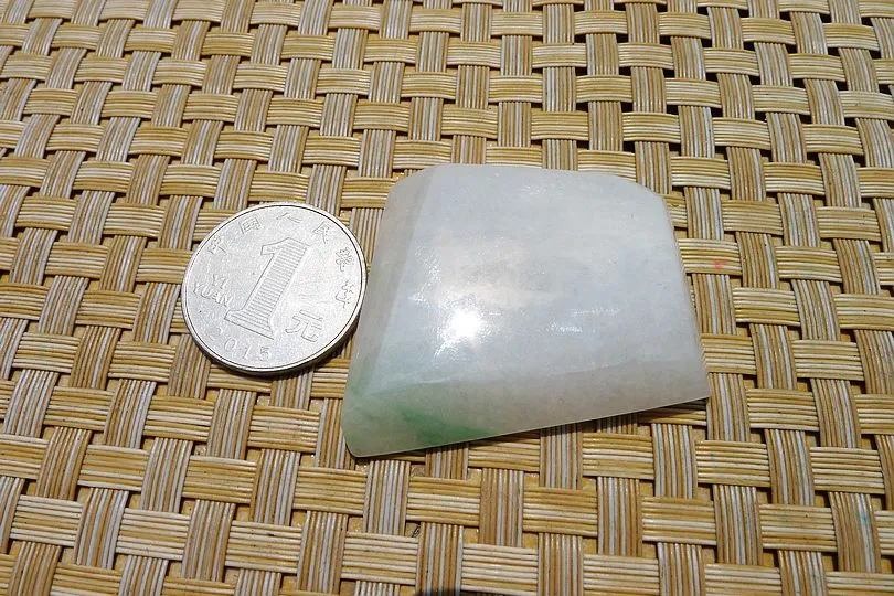 Natural Jade Rough Jadeite Raw (29g,4.3X3.7X0.65cm)