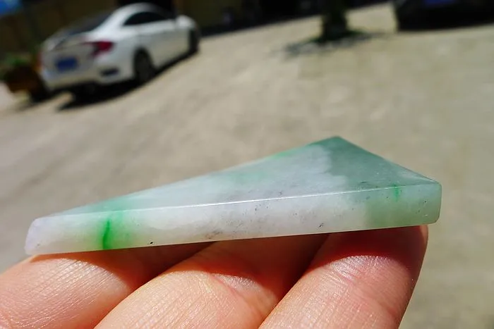 Natural Jade Rough Jadeite Raw (29g,6X4.5X0.6cm)