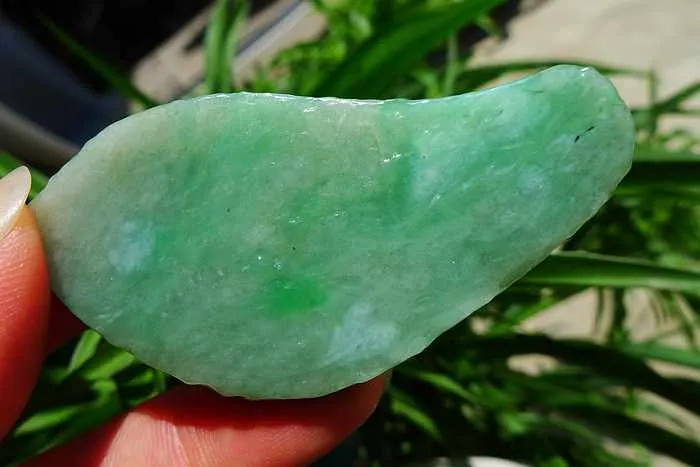 Natural Jade Rough Jadeite Raw (31g,6.2X3X0.65cm)