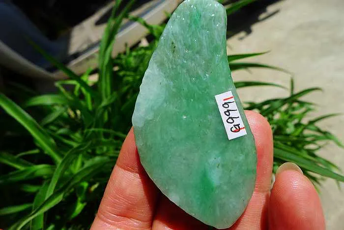 Natural Jade Rough Jadeite Raw (31g,6.2X3X0.65cm)