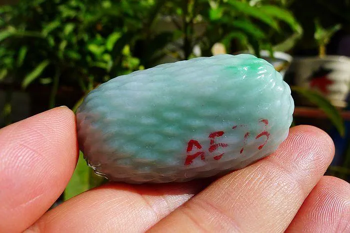 Natural Jade Rough Jadeite Raw (33g,5X2.7X1.1cm)