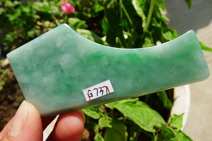 Natural Jade Rough Jadeite Raw (41g,7.5X3.7X0.65cm)