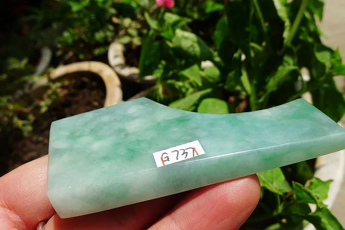 Natural Jade Rough Jadeite Raw (41g,7.5X3.7X0.65cm)