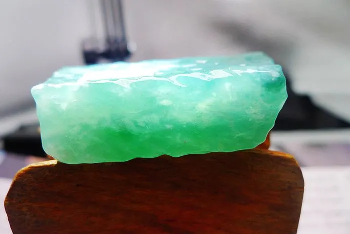 Natural Jade Rough Jadeite Raw (42g,4.5X2.6X1.35cm)