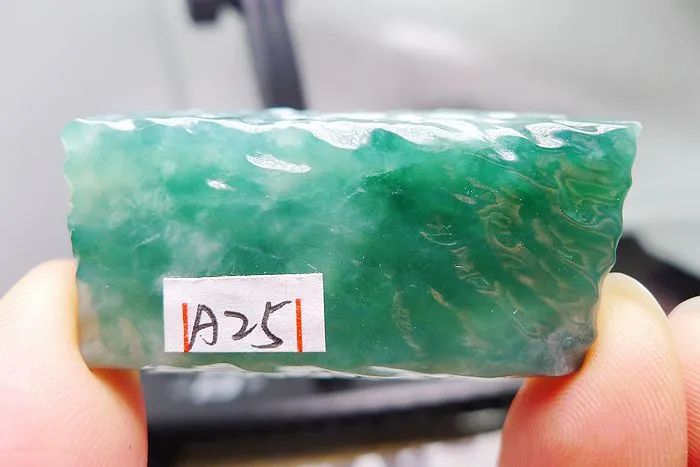 Natural Jade Rough Jadeite Raw (42g,4.5X2.6X1.35cm)