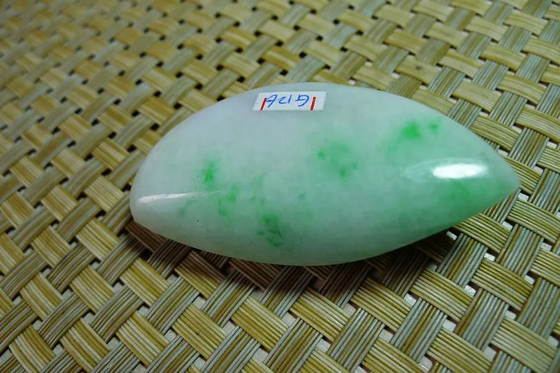 Natural Jade Rough Jadeite Raw (59g,6X3.5X1.7cm)