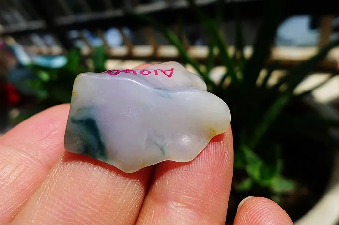 Natural Jade Rough Jadeite Raw (6g,2.7X2.1X0.8cm)