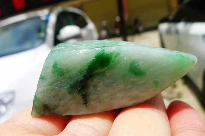 Natural Jade Rough Jadeite Raw (71g,5.3X2.7X2.2cm)