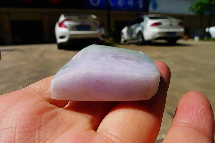 Natural Jade Rough Jadeite Raw (72g,5.9X4.1X1.1cm)