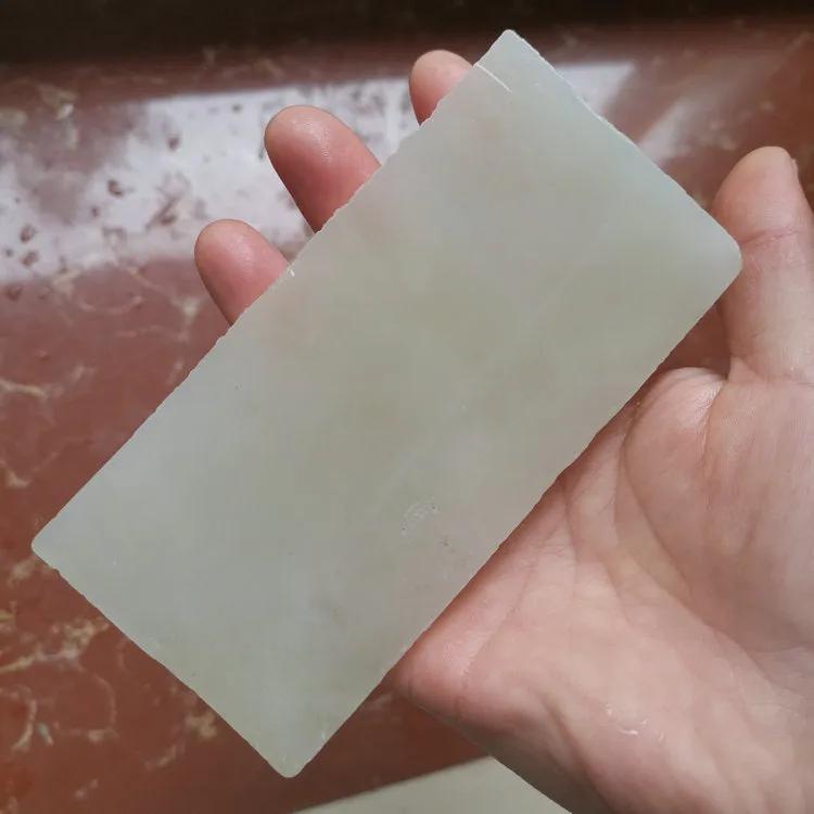 Natural Kunlun Jade Rough Nephrite Raw (143g, 12X6X0.5cm)