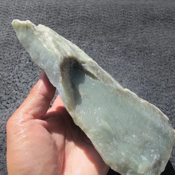 Natural Kunlun Jade Rough Nephrite Raw (1.87kg, 22X14X5cm)