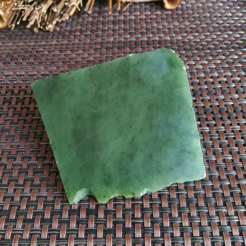 Natural Kunlun Jade Rough Nephrite Raw (239g,7.5X6X3cm)