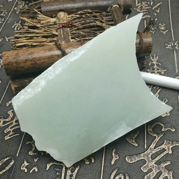 Natural Kunlun Jade Rough Nephrite Raw (243g, 7X6X2.1cm)