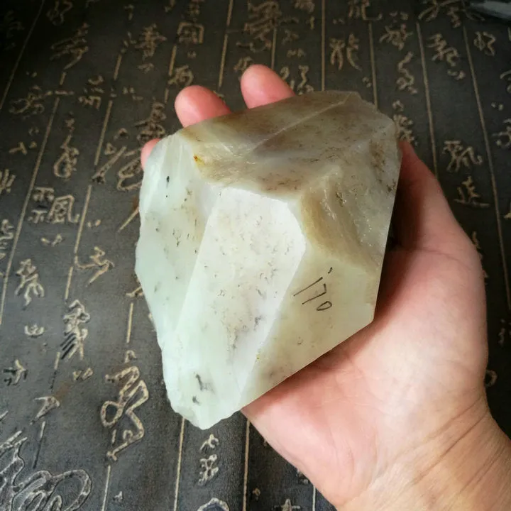 Natural Kunlun Jade Rough Nephrite Raw (538g, 11.5X7.5X4.5cm)