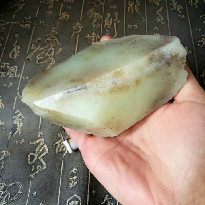 Natural Kunlun Jade Rough Nephrite Raw (538g, 11.5X7.5X4.5cm)