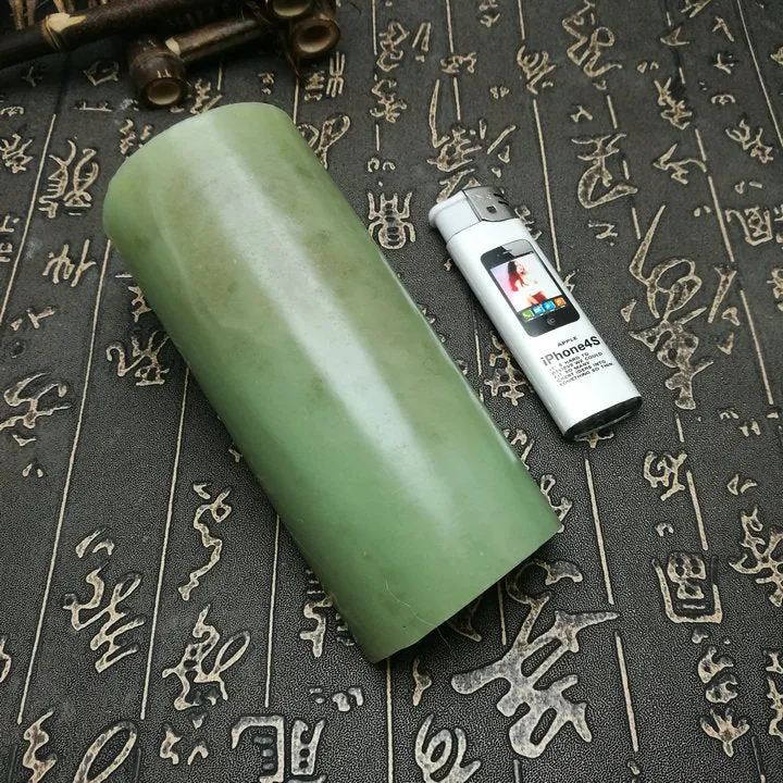 Natural Kunlun Jade Rough Nephrite Raw (779g, 12.5X5.5X3cm)