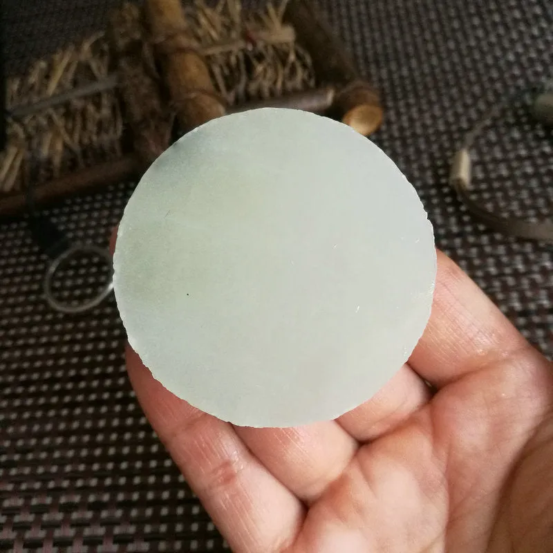 Natural Kunlun Jade Rough Nephrite Raw (90g, 5.2X1.4cm)