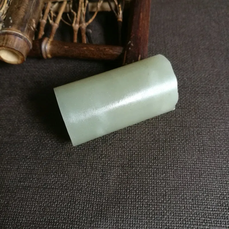 Natural Kunlun Jade Rough Nephrite Raw (92g,5X2.8cm)