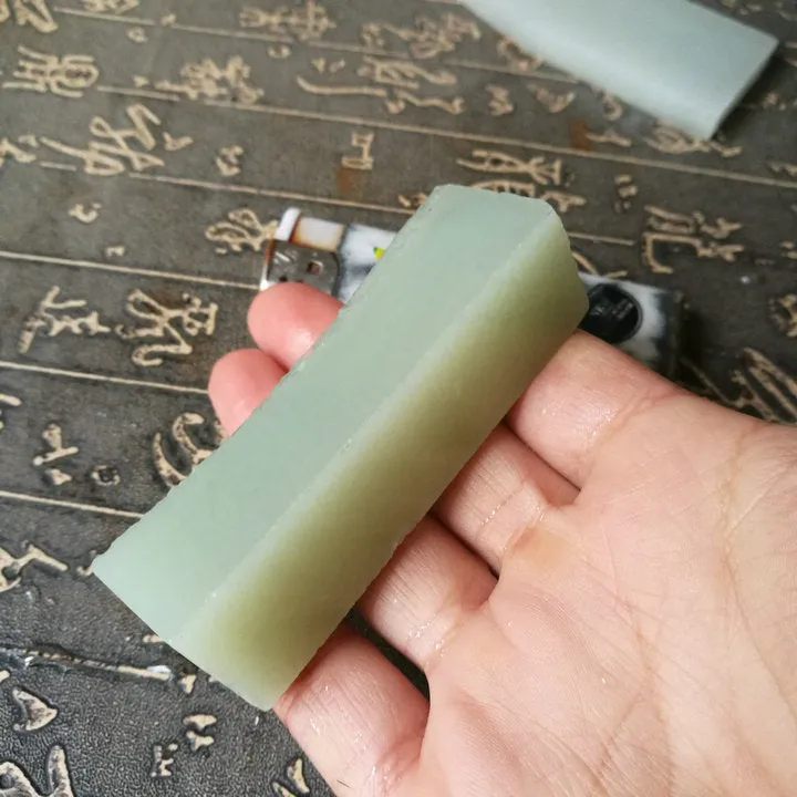 Natural Kunlun Jade Rough Nephrite Raw (96g, 7.4X2X2cm)