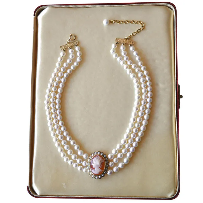 Pearl & Cameo Necklace