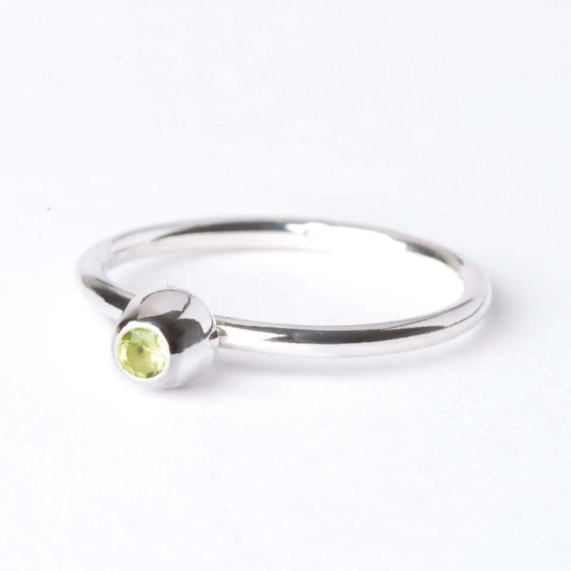 Peridot Small Honey Pot Ring