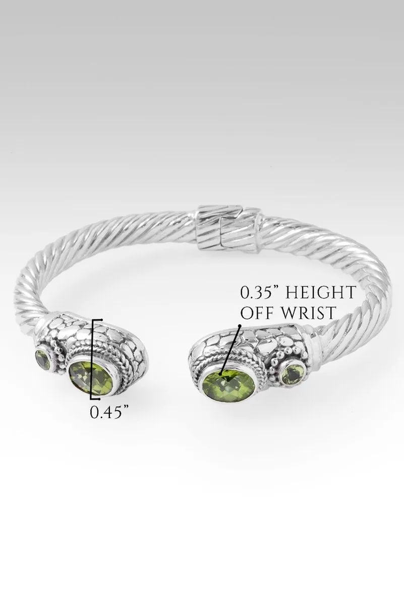 Redeemed Soul Tip-to-Tip Bracelet™ in Peridot