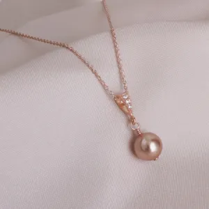 Rose Gold & Pearl Necklace