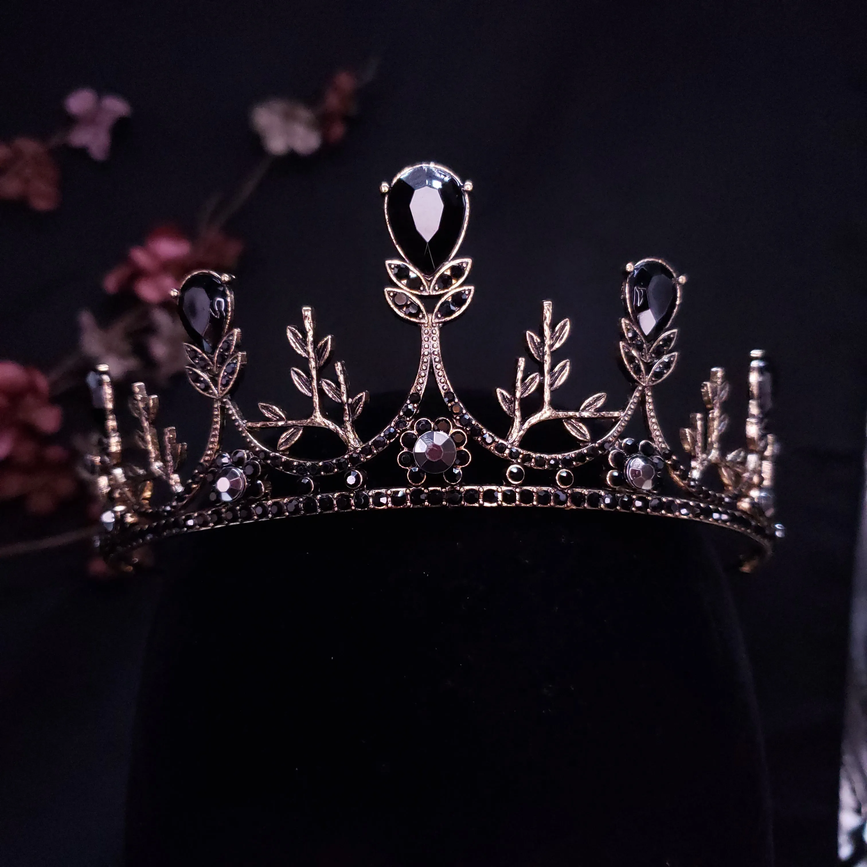 Vintage Baroque Princess Tiara Dark Goth Black Evil Queen  headdress jewelry