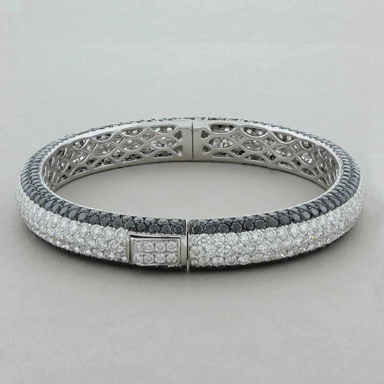 White and Black Diamond Pavé Gold Eternity Bracelet